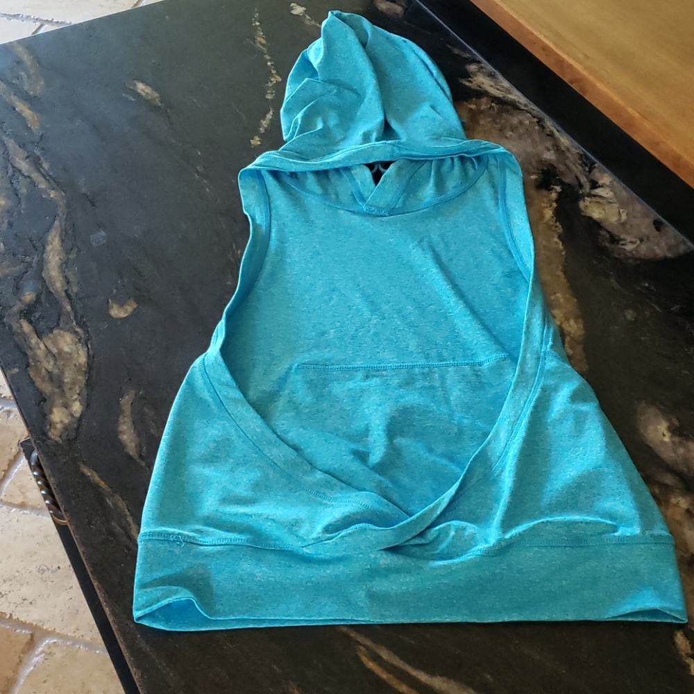 EUC Backless BP top